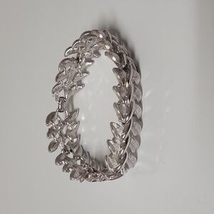 NWOT Sarah Coventry Silver Tone bracelet